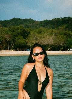 Noeri - escort in Bangkok Photo 1 of 12