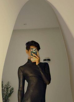 Nofi Arab - Male escort in Riyadh Photo 1 of 2