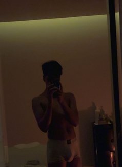 Nofi Arab - Male escort in Riyadh Photo 11 of 11