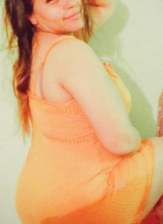 Noga - puta in Cairo Photo 8 of 12