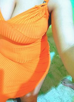 Noga - puta in Cairo Photo 12 of 12