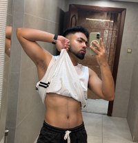 Noha Meller in Dubai - Male companion in Dubai