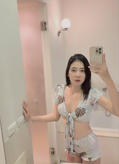 Noi - escort in Hua Hin Photo 5 of 7