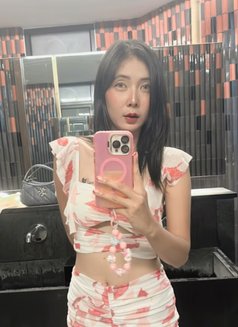 Noi - escort in Hua Hin Photo 6 of 7