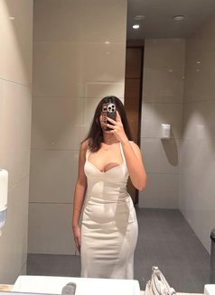 Noida Adult Escort Service 24*7 - escort in Noida Photo 3 of 3