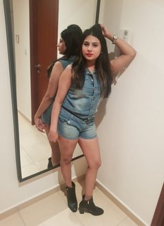 Noida Best vip Escort Service - puta in Noida Photo 3 of 3