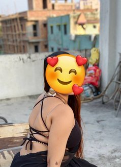 INDEPENDENT HOUSE WIFE MATTURE BIG BOOB - escort in Noida Photo 7 of 28