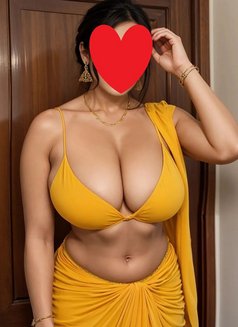 Noida Friendship Club Real Meet Service - escort in Noida Photo 4 of 8