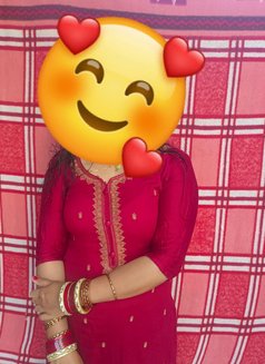 PUNJABI HOUSE WIFE ANAL QUEEN - escort in Noida Photo 1 of 22