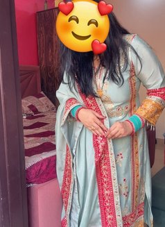 PUNJABI HOUSE WIFE ANAL QUEEN - escort in Noida Photo 4 of 22