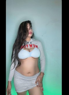 Noida Vip Escort Service 24*7 - escort in Noida Photo 4 of 5