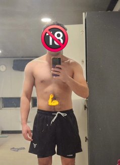 Nolan - Male escort in Seoul Photo 1 of 2