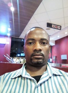 Nolo83 - Male escort in Johannesburg Photo 1 of 5