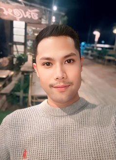 Non - Male escort in Riyadh Photo 1 of 4