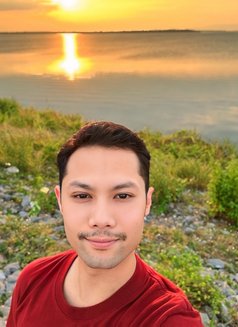 Non - Male escort in Riyadh Photo 3 of 4