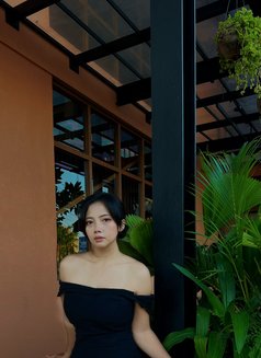 Nona K - puta in Bali Photo 6 of 6