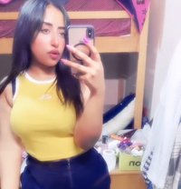 Nona Khaled - puta in Alexandria