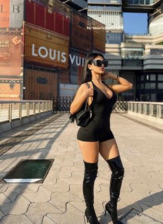 Nona Party Girl - escort in Hong Kong Photo 12 of 20