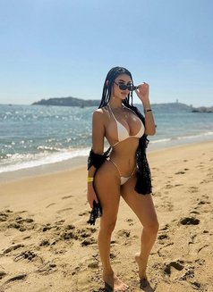 Nona Party Lover - puta in Hong Kong Photo 30 of 30