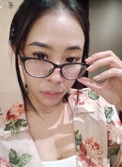 Noni - escort in Jakarta Photo 3 of 4