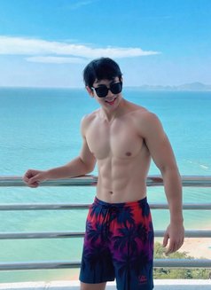 Noni - Male escort in Taipei Photo 7 of 7