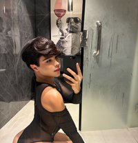 Nono - Male escort in Riyadh Photo 2 of 6