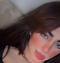 Nonos - Male escort in Riyadh Photo 2 of 4