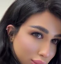 Noof - Transsexual dominatrix in Muscat Photo 2 of 2