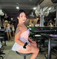 Noon - escort in Al Manama