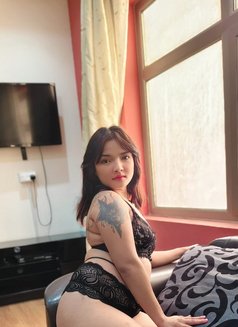 Noon - escort in Al Manama Photo 7 of 7