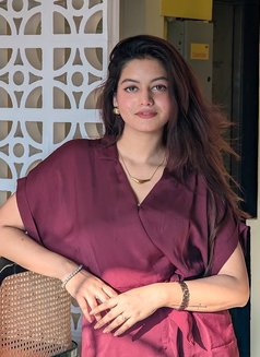 Noor College Student - escort in Dubai Photo 4 of 5