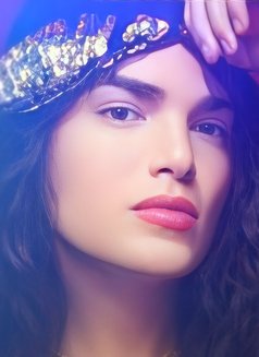 Noor - Transsexual escort in Cairo Photo 3 of 5