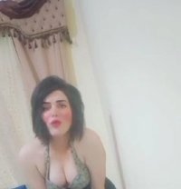 Noor - Transsexual escort in Dubai