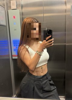 Noor - escort in Dubai Photo 6 of 10