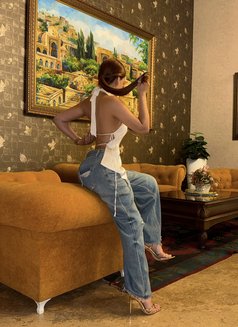 Noor - escort in Dubai Photo 7 of 10