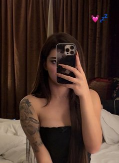 Noor - Transsexual escort in Riyadh Photo 7 of 12