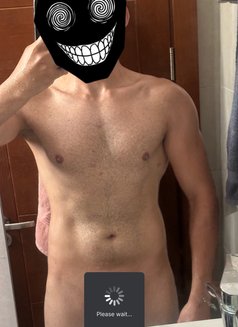 Noor - Male escort in Muscat Photo 2 of 6