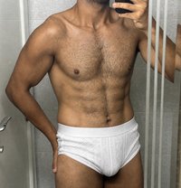 Noor - Male escort in Muscat