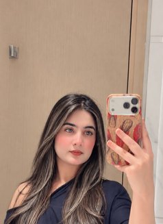 Noor GFE - puta in Riyadh Photo 5 of 5