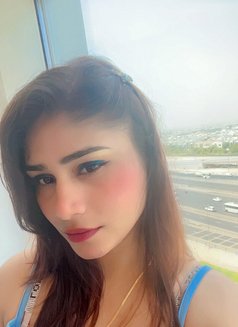 Noor - puta in Dubai Photo 3 of 5