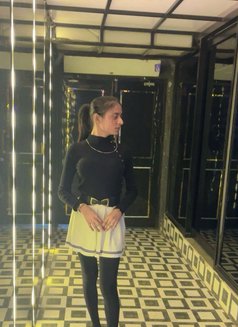 Noor - Transsexual escort in Ahmedabad Photo 15 of 18