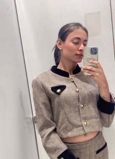 Noor - Transsexual escort in Ahmedabad Photo 17 of 18