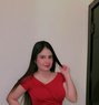 Noor Indian - puta in Dubai Photo 1 of 2