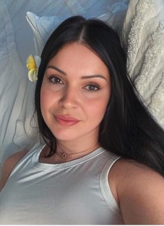 Noor - escort in Dubai Photo 4 of 5