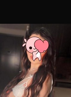 Noor - escort in Riyadh Photo 9 of 10