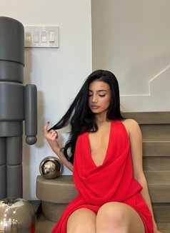 Noor - escort in Şalālah Photo 3 of 3