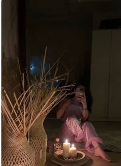 Noor - puta in Dubai Photo 5 of 7