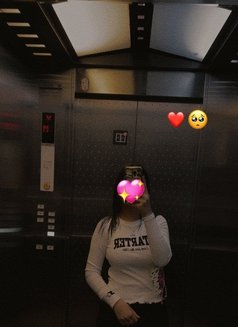 Noor - escort in Dubai Photo 1 of 9