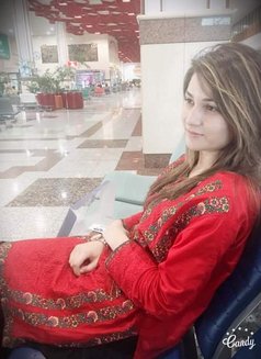 Noor - puta in Islamabad Photo 4 of 11