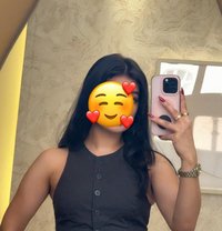 Noor Pakistani Young Model in JVC - escort in Dubai Photo 1 of 10